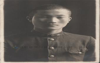 일제강점기 인천 월미도에서 기념사진 ③